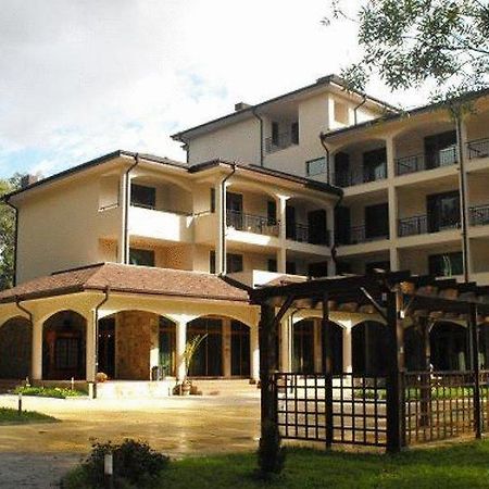 Hotel Park Карнобат Екстериор снимка