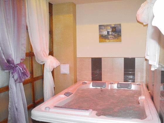 Hotel Park Карнобат Екстериор снимка