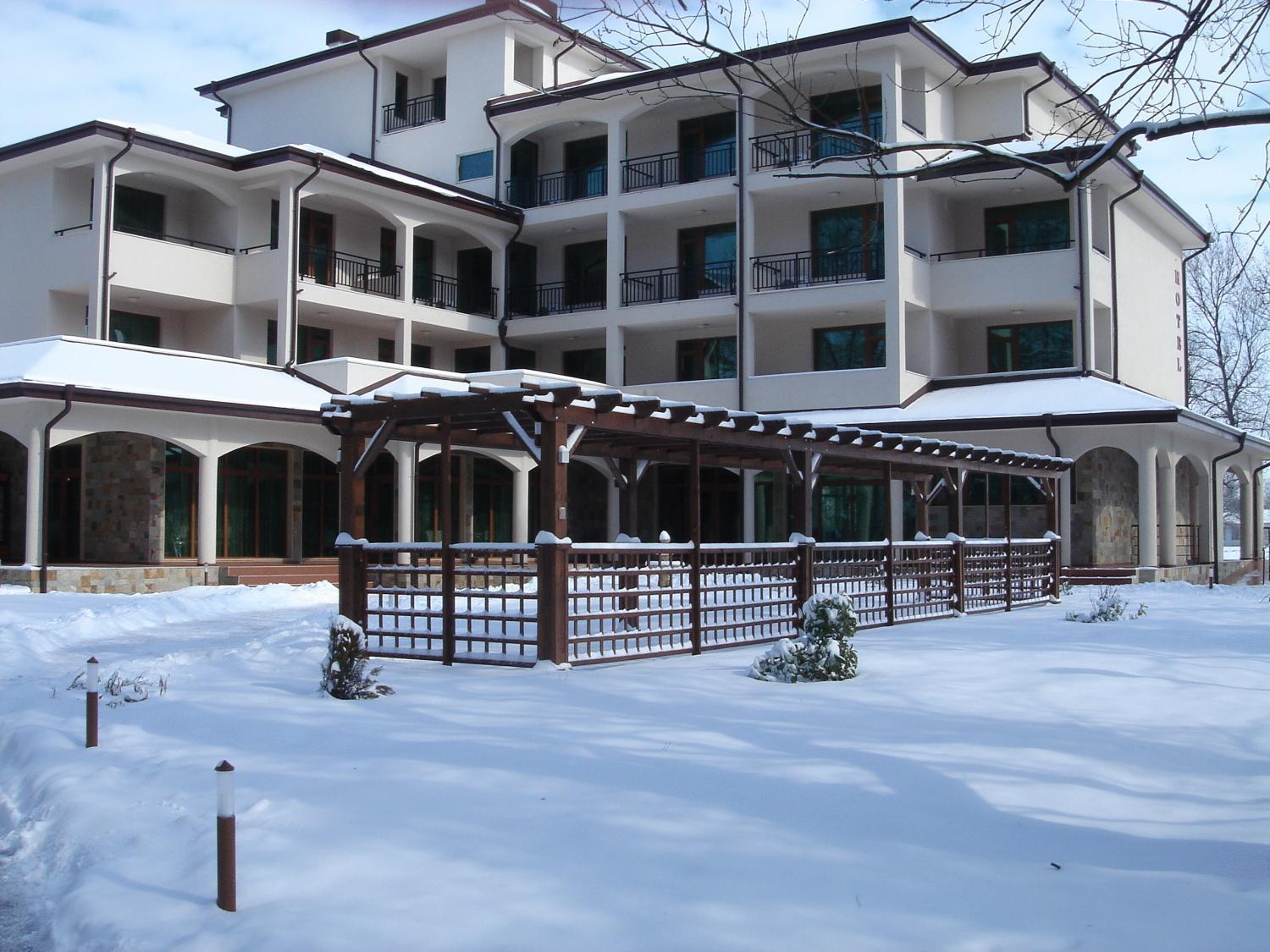 Hotel Park Карнобат Екстериор снимка